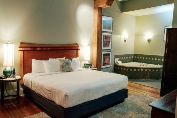 Arts Suite Bedroom arts suite bedroom